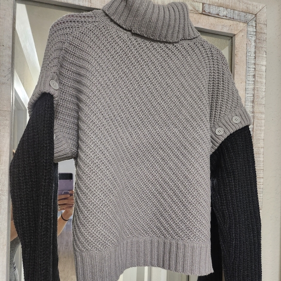Equipment Aluine Layered Wool-Blend Turtleneck Sweater - Picture 3 of 14